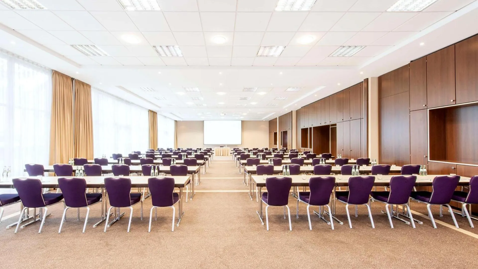 Hotell Nh Dusseldorf City Nord